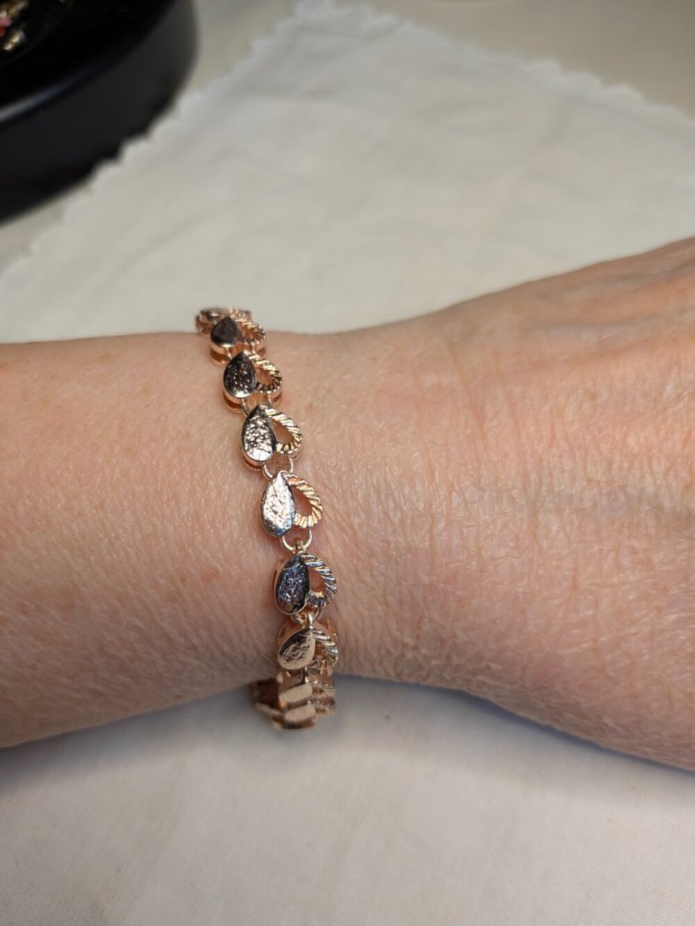 Vintage Rose Gold Tone Heart Link Bracelet 7" Fold Over Clasp